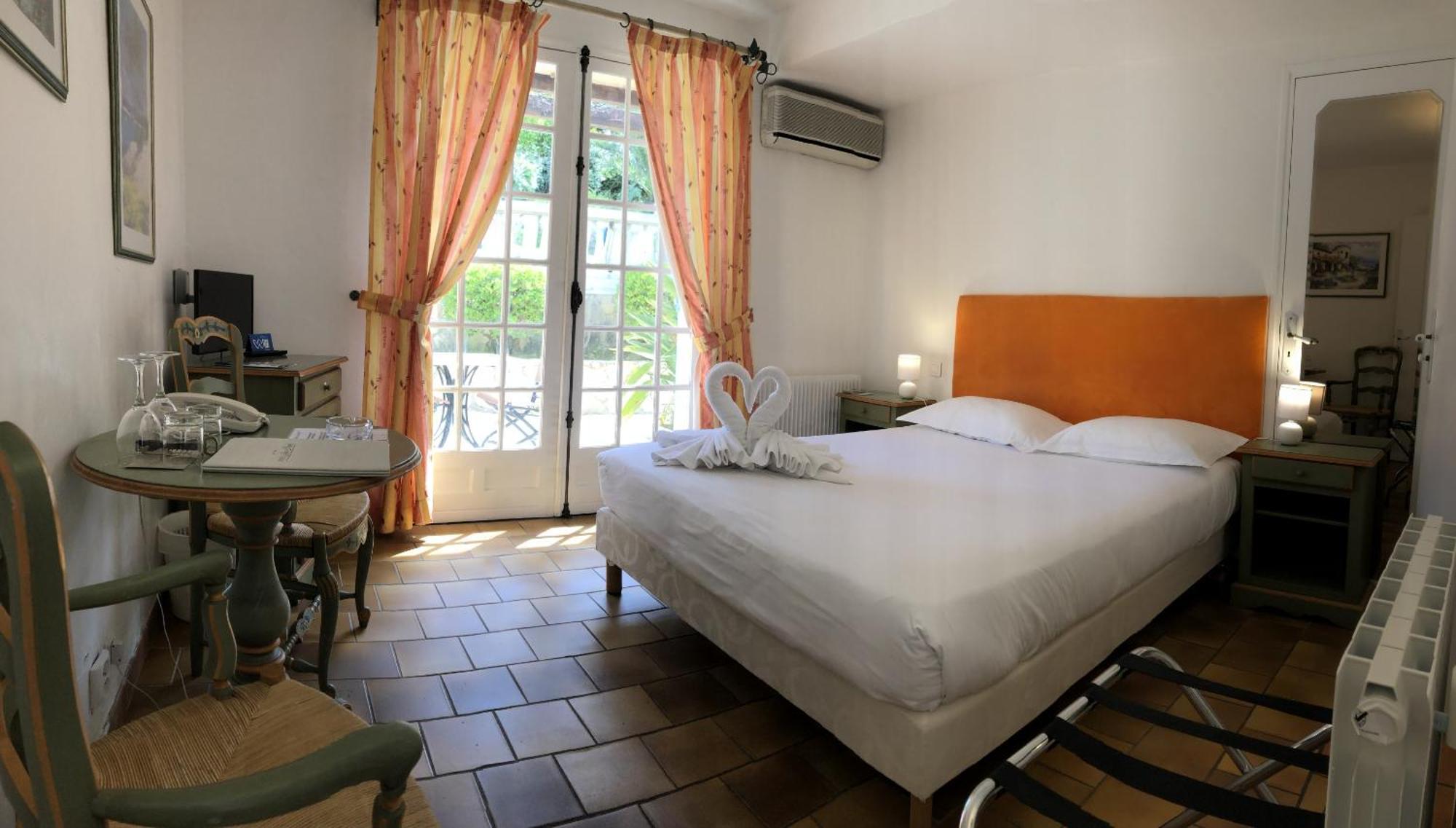 Hotel Jas Neuf Sainte-Maxime Kültér fotó