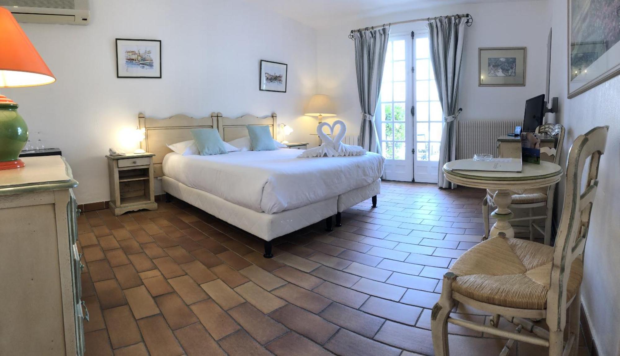 Hotel Jas Neuf Sainte-Maxime Kültér fotó