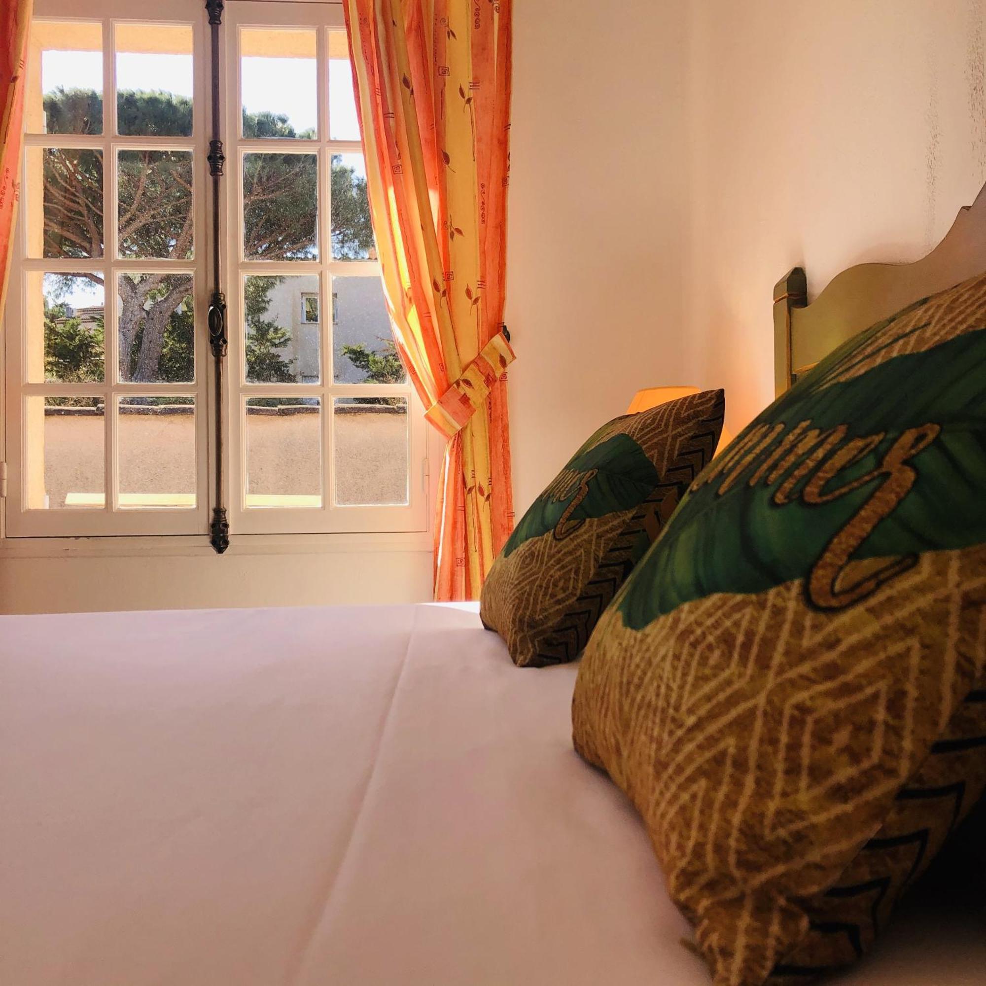 Hotel Jas Neuf Sainte-Maxime Kültér fotó